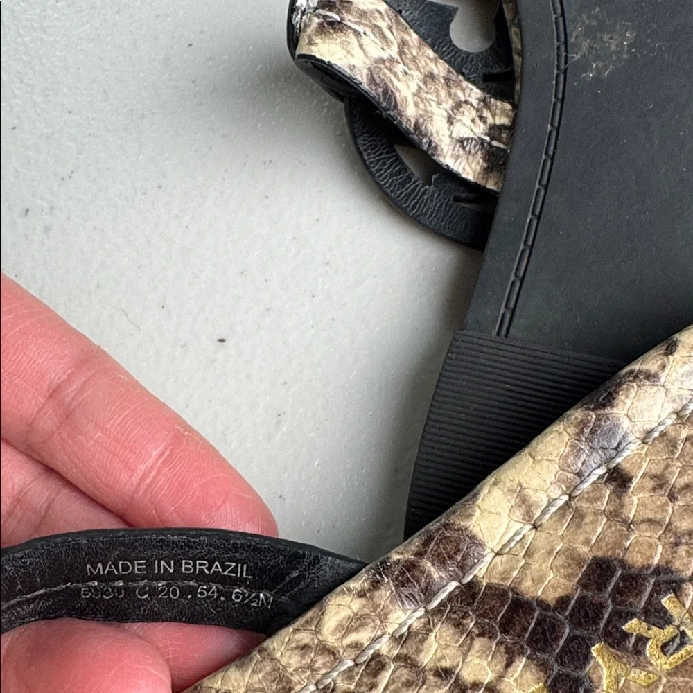 TORY BURCH Miller Snake Printed Leather Warm Roccia Thong Sandals Flats 6 1/2